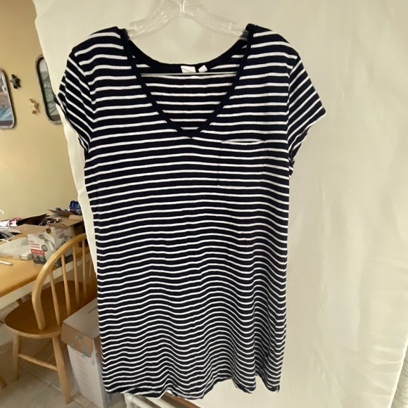 Gap T-shirt Dress - Picture 2 of 6
